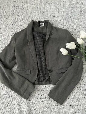 H&M Cropped Blazer Jacket in Charcoal Gray